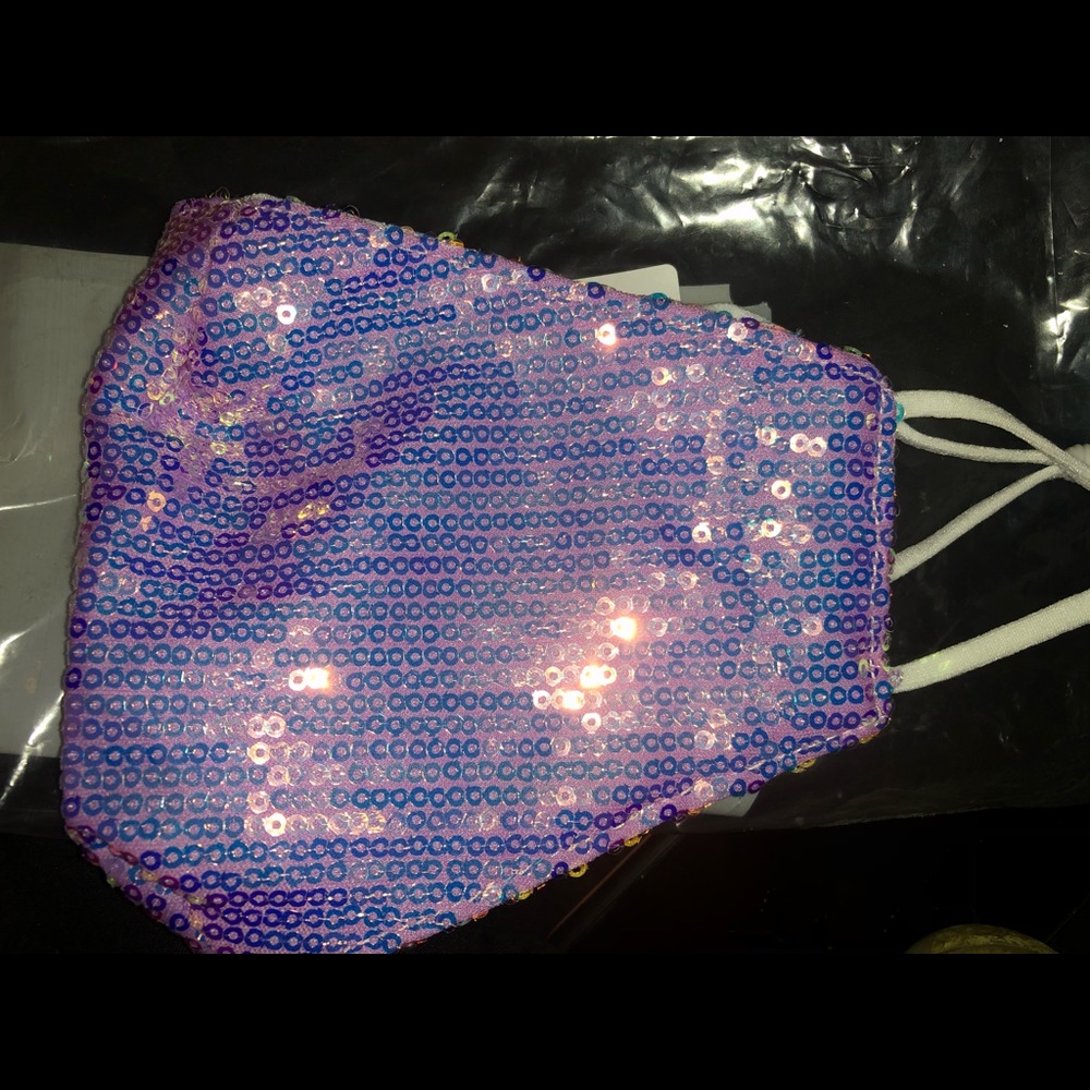 Set of 2 iridescent sequin face masks - Picture 7 of 7